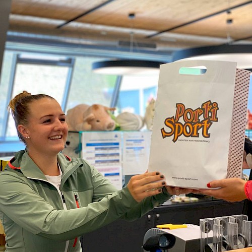 Sportartikelverkäufer*in (m,w,d)